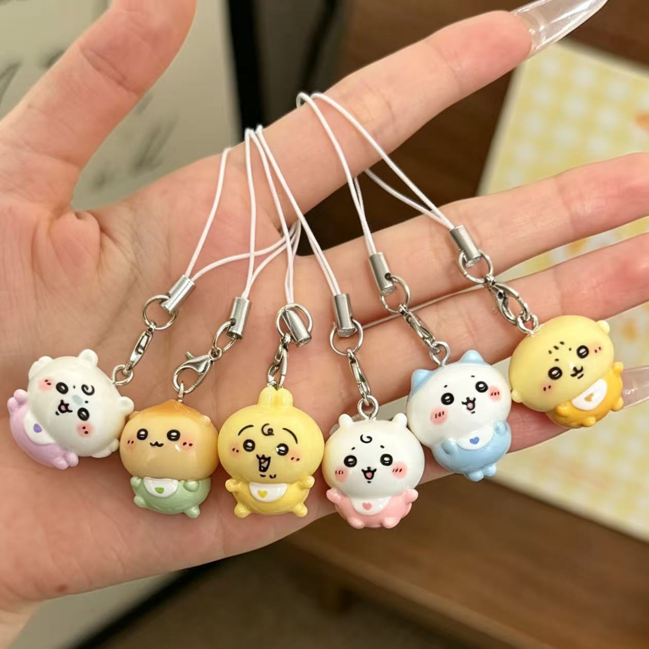 Baby Clothing For Girls - จี้เรซิ่นน่ารักจิ๋ว ชุดเด็กน้อยน่ารัก ยูซากิ ฮาจิวาระ สายคล้องโทรศัพท์ พวงกุญแจขนาดเล็ก