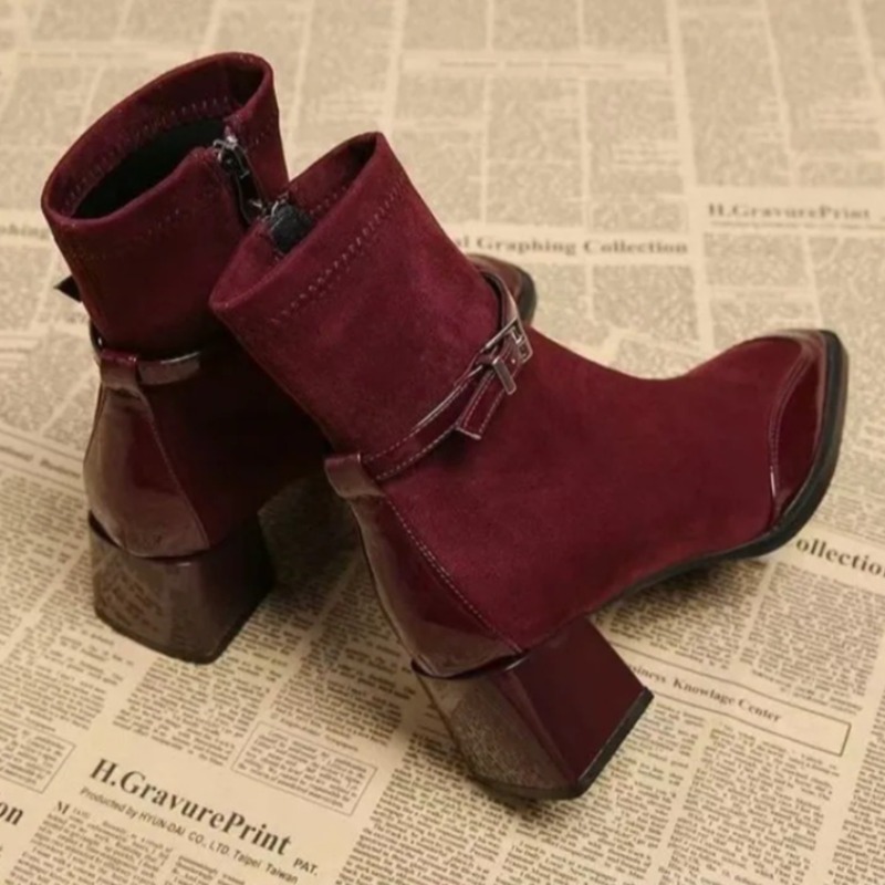 รองเท้าบูทหัวเหลี่ยมแบบมีสายรั - Soft Sole Booties บทวิจารณ์และราคา