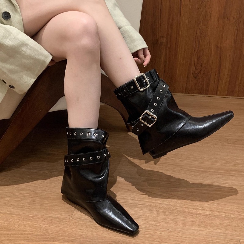 รองเท้าบูทส้นเตี้ยแบบมีสายรัดข - Soft Sole Booties บทวิจารณ์และราคา